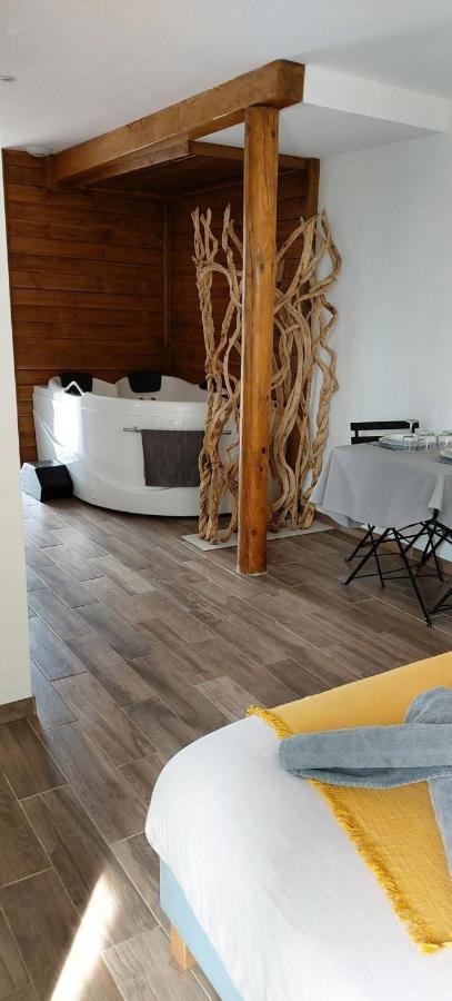 Chambre D'Hotes Des Loyes Jaillans Eksteriør billede